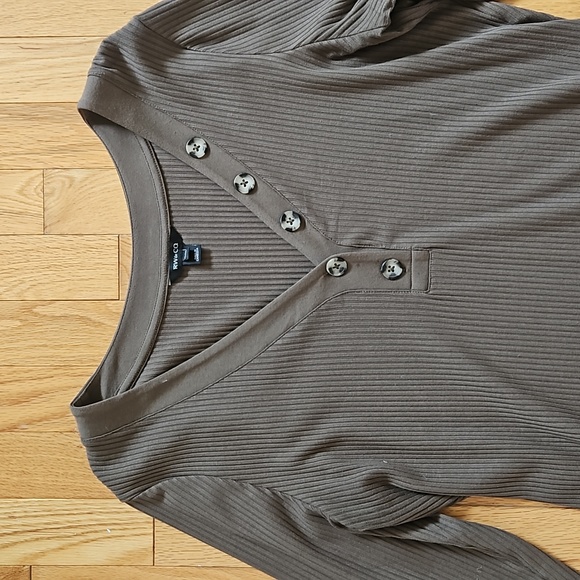 RW&Co long sleeve shirt - Picture 2 of 3